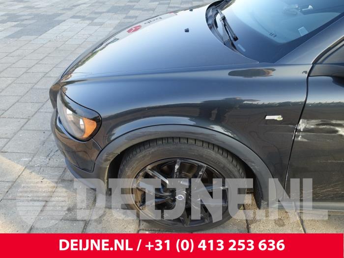 Volvo C30 Kotflügel links vorne O232434