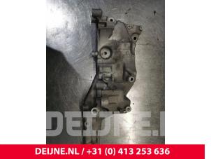 Gebruikte Motorrubber Volkswagen Transporter T5 1.9 TDi Prijs € 42,35 Inclusief btw aangeboden door van Deijne Onderdelen Uden B.V.