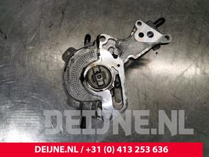 Gebruikte Vacuumpomp (Diesel) Volkswagen Transporter T5 1.9 TDi Prijs € 72,60 Inclusief btw aangeboden door van Deijne Onderdelen Uden B.V.