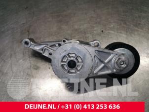 Volkswagen Transporter Spanrol Multiriem O232561 foto 2