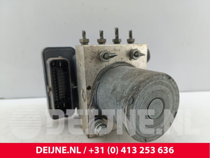 Mercedes Sprinter ABS pump O232659