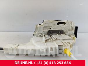 Mercedes Sprinter Deurslot Mechaniek 2Deurs rechts O232725 foto 2