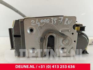Mercedes Sprinter Deurslot Mechaniek 2Deurs rechts O232725 foto 3