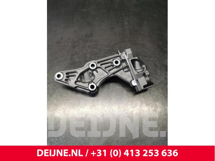Volvo XC40 Engine mount O232728