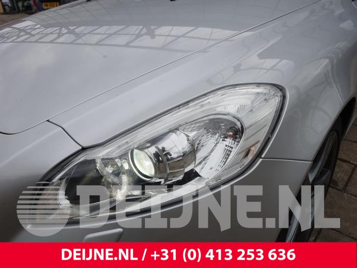 Volvo C70 Scheinwerfer links O232757