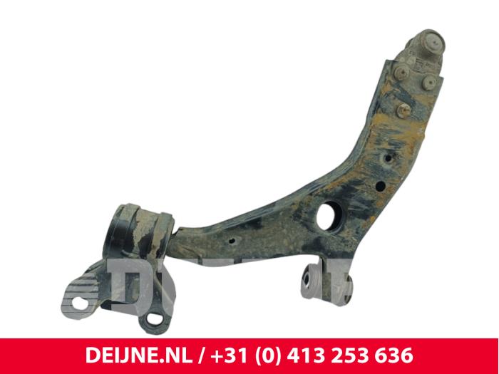 Opel Combo Draagarm onder rechts-voor O232833