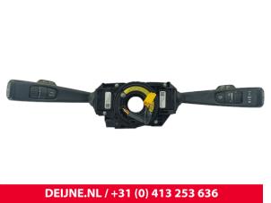 Volvo V40 Steering column stalk O232965 photo 2