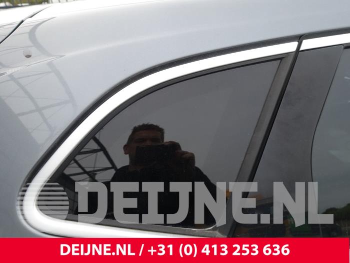 Volvo V40 Extra window 4-door, left O232970