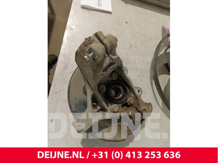 Volvo V40 Knuckle, front left O232973