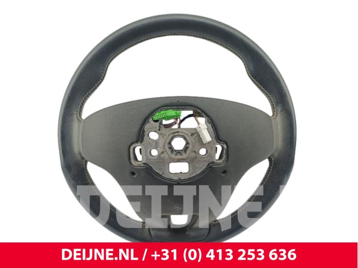 Volvo V40 Lenkrad O232996