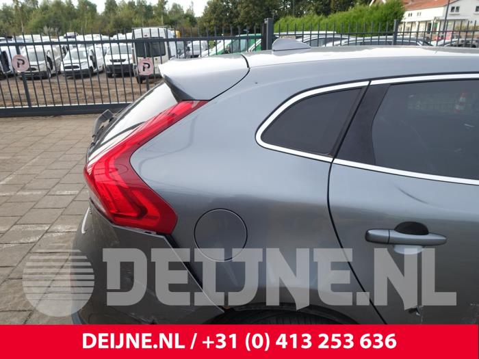 Volvo V40 Tankklappe O232998