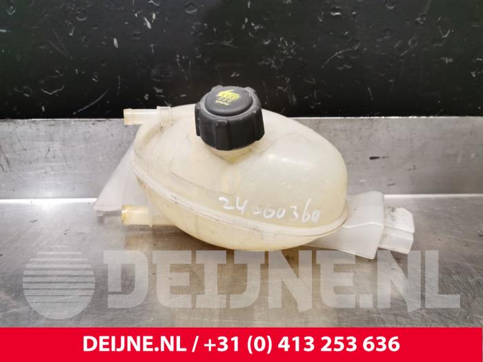 Renault Master Ausgleichsbehälter O233327