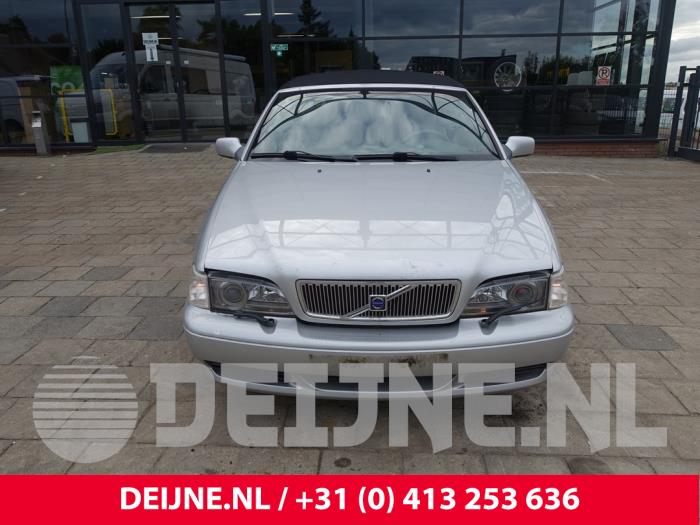Volvo C70 Motorhaube O233440
