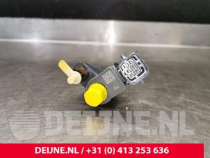 Volvo V60 Einspritzdüse (Diesel) O233300 foto 2