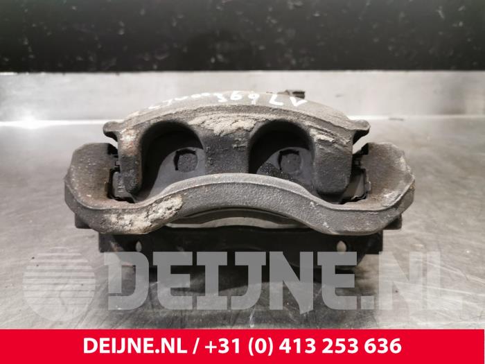 Renault Master Front brake calliper, left O233339