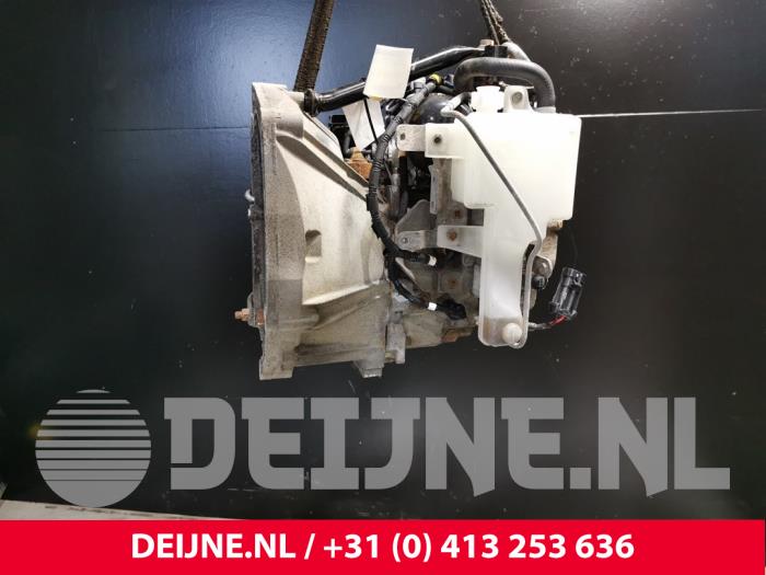Gebruikte Automaatbak Fiat Doblo Cargo (263) 1.6 D Multijet Dualogic Prijs € 1.149,50 Inclusief btw aangeboden door van Deijne Onderdelen Uden B.V.