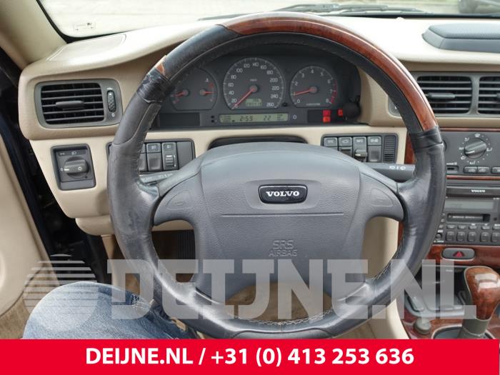 Volvo C70 Lenkrad O233591