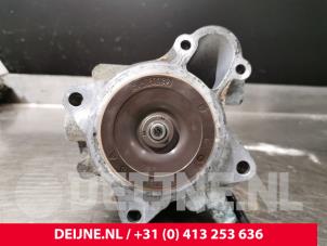 Iveco Daily Wasserpumpe O233624 foto 2