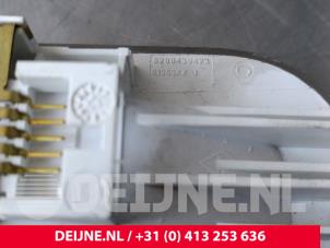 Renault Trafic Innenbeleuchtung vorne O233644 foto 3