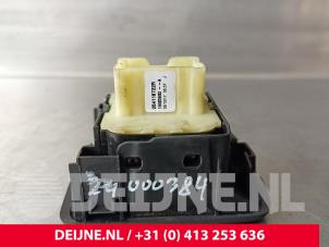 Renault Trafic Electric window switch O233654 photo 3