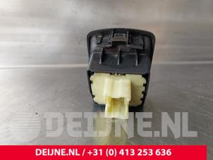 Renault Trafic Electric window switch O233654 photo 2