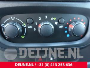 Renault Trafic Panikbeleuchtung Schalter O233665 foto 3