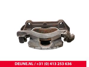 Renault Trafic Remklauw (Tang) links-voor O233670 foto 3