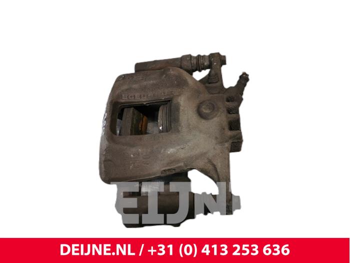 Renault Trafic Remklauw (Tang) rechts-voor O233672