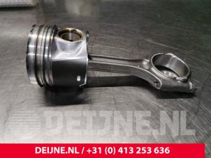 Volvo V60 Piston O233700 photo 4
