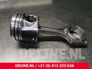 Volvo V60 Piston O233701 photo 3