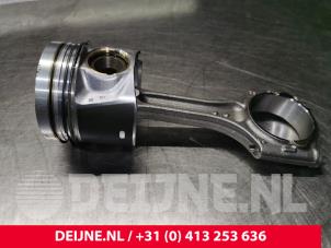 Volvo V60 Piston O233701 photo 2