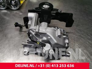 Volvo V60 Oliepomp O233707 foto 3