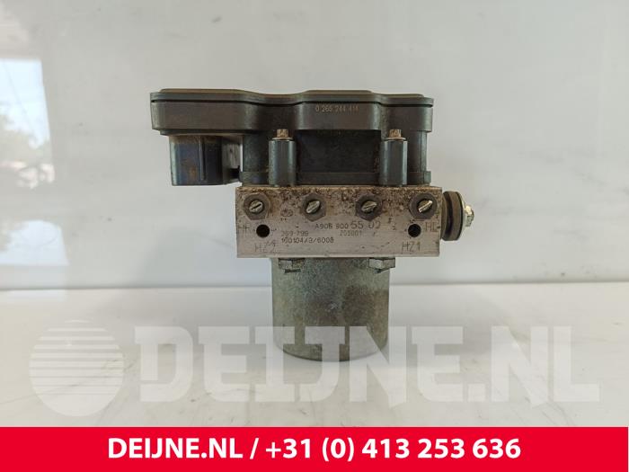 Mercedes Sprinter ABS pump O233759