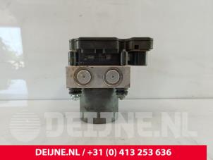 Mercedes Sprinter ABS Pomp O233759 foto 3