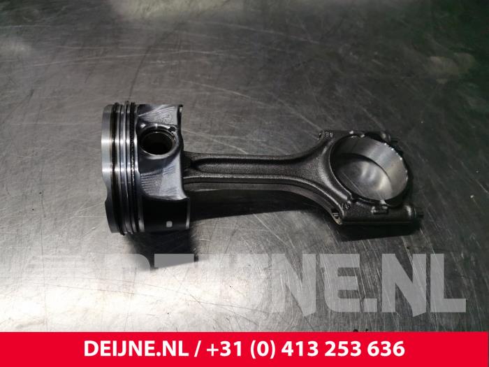 Volvo XC40 Kolben O233713