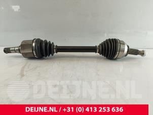 Renault Trafic Aandrijfas links-voor O9990002282 foto 2