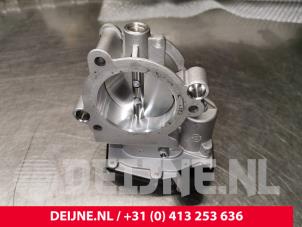 Gebruikte Gasklephuis Volvo XC40 (XZ) 2.0 B4 16V Mild Hybrid Geartronic AWD Prijs € 175,00 Margeregeling aangeboden door van Deijne Onderdelen Uden B.V.