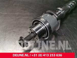Volvo XC40 Camshaft O233721 photo 2