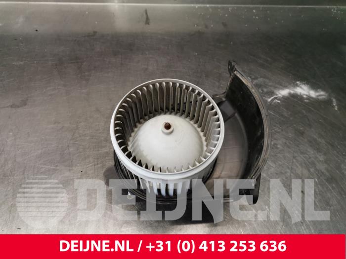 Mercedes Citan Kachel Ventilatiemotor O233832