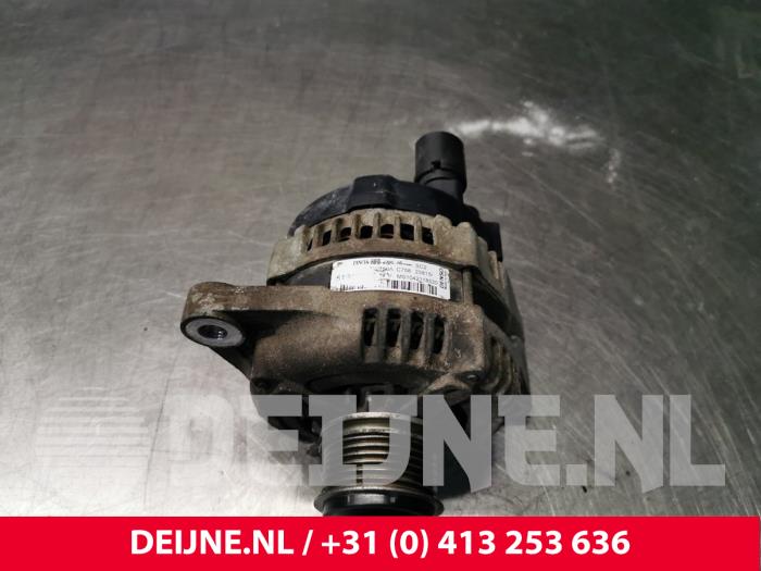 Dynamo van een Fiat Doblo Cargo (263) 2.0 D Multijet 2016