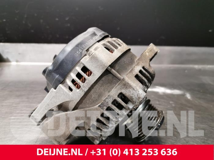 Dynamo van een Fiat Doblo Cargo (263) 2.0 D Multijet 2016