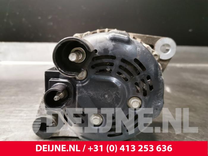 Dynamo van een Fiat Doblo Cargo (263) 2.0 D Multijet 2016