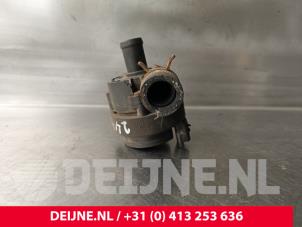 Opel Vivaro Extra waterpomp O233967 foto 3