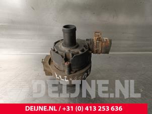 Opel Vivaro Extra waterpomp O233967 foto 2
