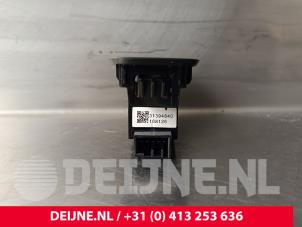 Volvo V40 Elektrisches Fenster Schalter O233975 foto 2