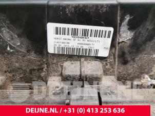 Mercedes Sprinter Bumpervulling achter O233983 foto 3