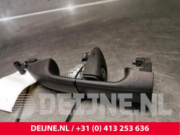 Mercedes Vito Portiergreep 2Deurs links O234027
