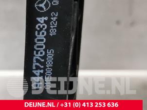 Mercedes Vito Deurslot Mechaniek 2Deurs rechts O234034 foto 3