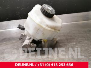 Mercedes Sprinter Hauptbremszylinder O234051 foto 2
