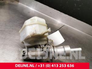 Mercedes Sprinter Hauptbremszylinder O234051 foto 3
